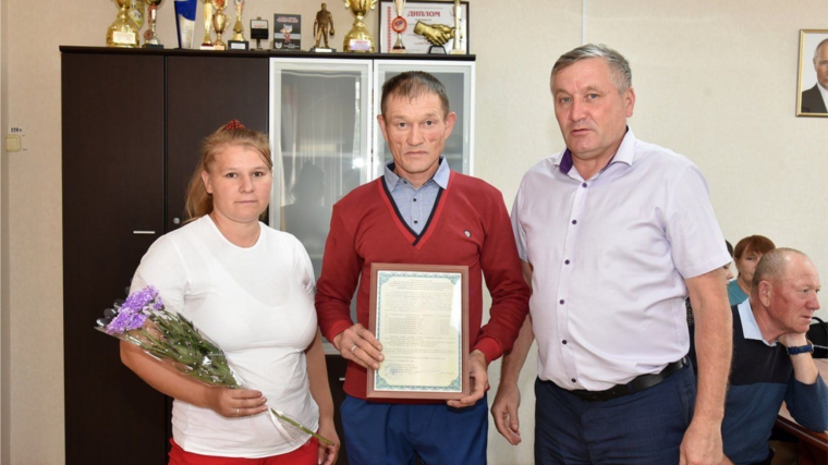 Многодетной семье Прокопьевых вручен сертификат
