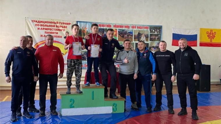 Открытый турнир памяти Ивана Павлова по вольной борьбе и армспорту в селе Лащ-Таяба