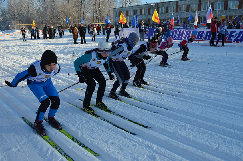 08:56 Лыжный сезон в разгаре: В Чебоксарах прошли республиканские соревнования по лыжным гонкам на призы Главы Чувашии М.Игнатьева 