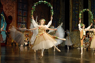 14:57 27 февраля на сцене Чувашского государственного театра оперы и балета состоится постановка балета П. Чайковского «Спящая красавица»