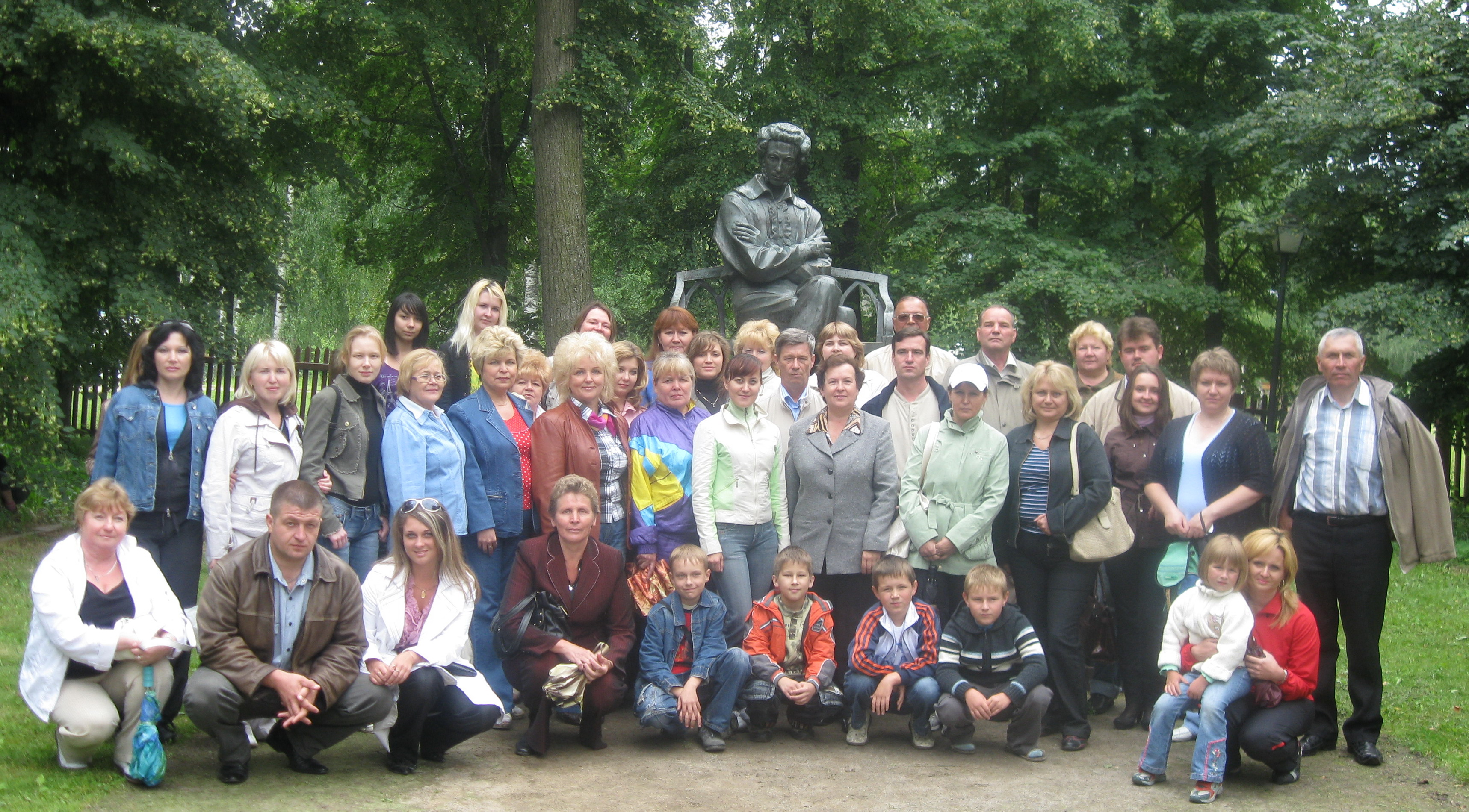 Сотрудники администрации Московского района посетили памятные пушкинские места 