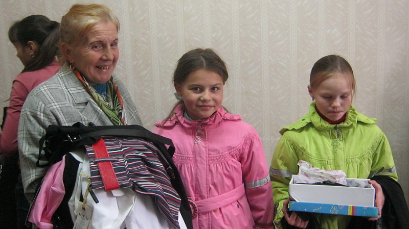 Акция «Соберем ребенка в школу»: неравнодушные жители Московского района помогли ребятам подготовиться к новому учебному году