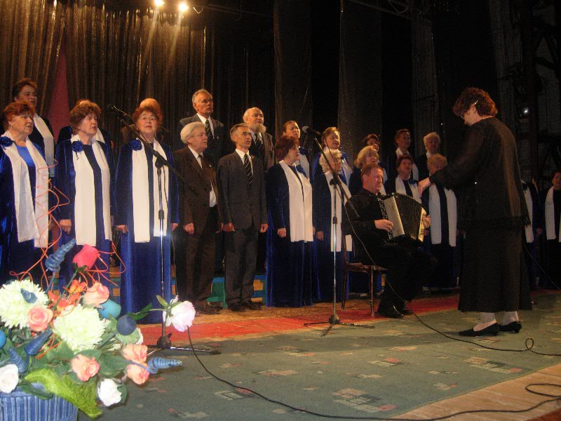 В ДК «Салют» народный хор ветеранов «С песней по жизни» выступит со своей концертной программой