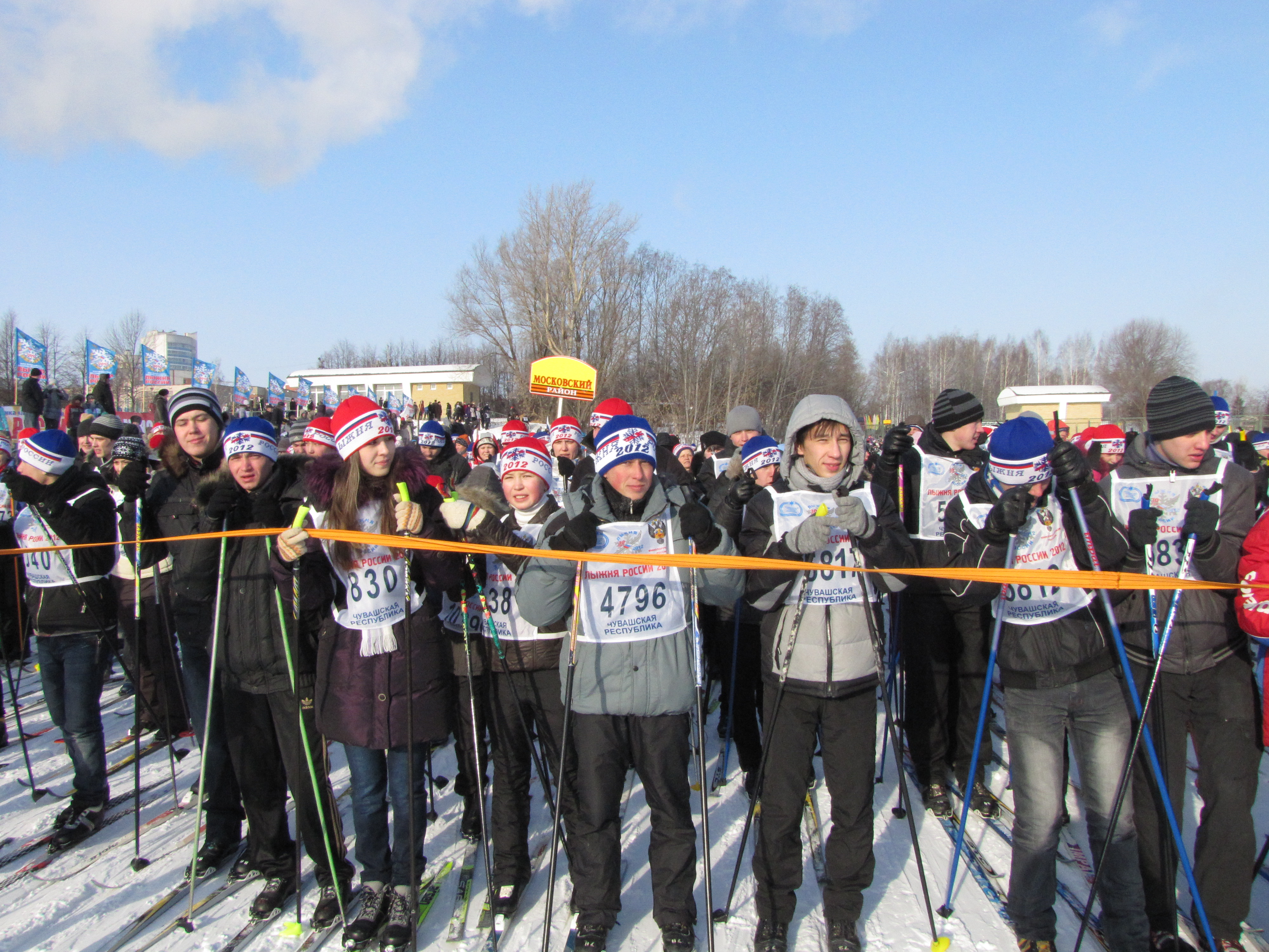 09:32 Тысячи школьников с ветерком пробегут по «Лыжне России – 2013»