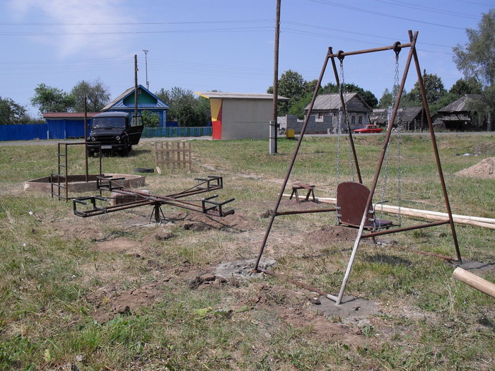 Новая детская игровая площадка скоро украсит центр деревни Сормово