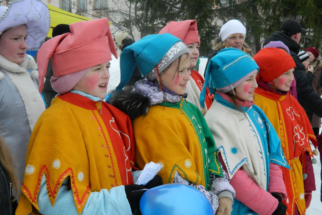 14:57 Жители деревни Тренькино Моргаушского района проводили русскую зиму
