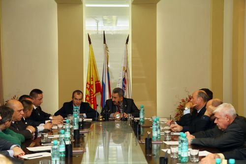 08:05 Состоялось рабочее совещание с участием депутатов Государственного Совета Чувашской Республики и ЧГСД