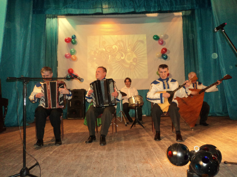 27 апреля 2012г. в Доме культуры «Южный» состоялся отчетный концерт коллективов.