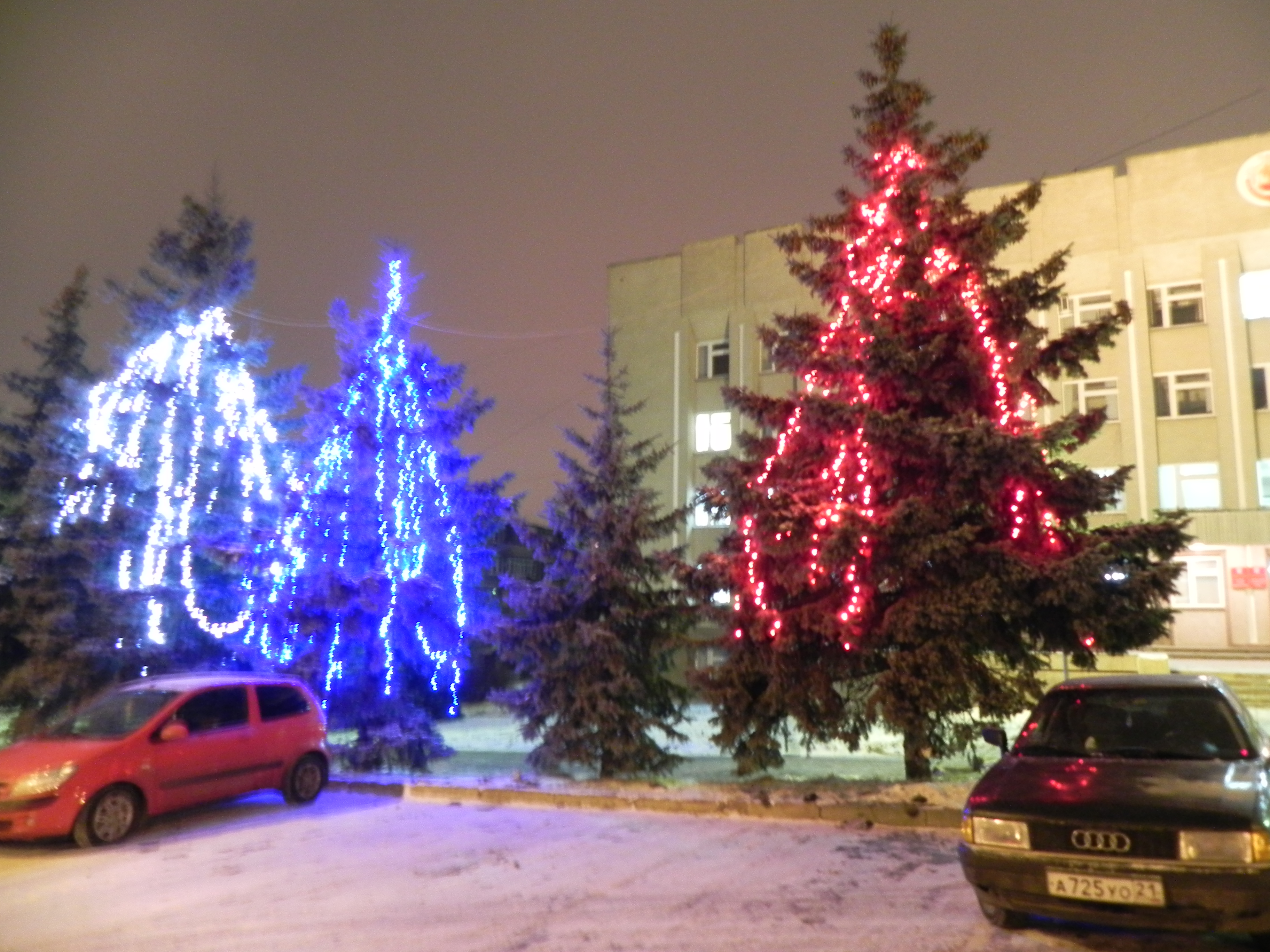 В Калининском районе г. Чебоксары ведется подготовка к Новому году