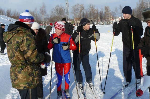 В спортивном комплексе «Спартак» завершилось первенство Калининского района г. Чебоксары по лыжной эстафете 