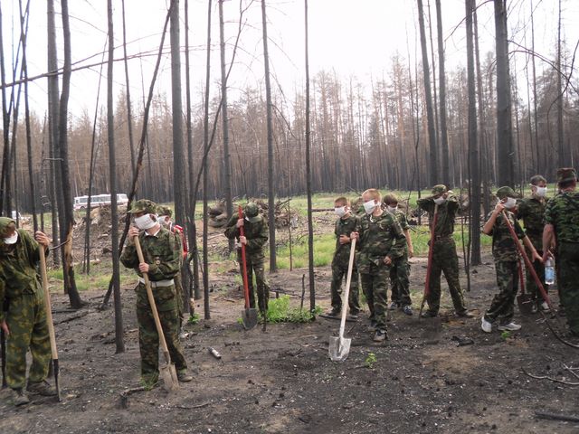 09:30 «Сыны России»: тушить лесные пожары – нелегкая работа, требующая настоящего мужества!