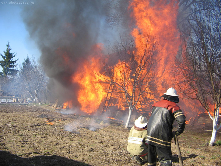 Не попади в беду: пожары на дачных участках – следствие небрежного обращения с огнем 