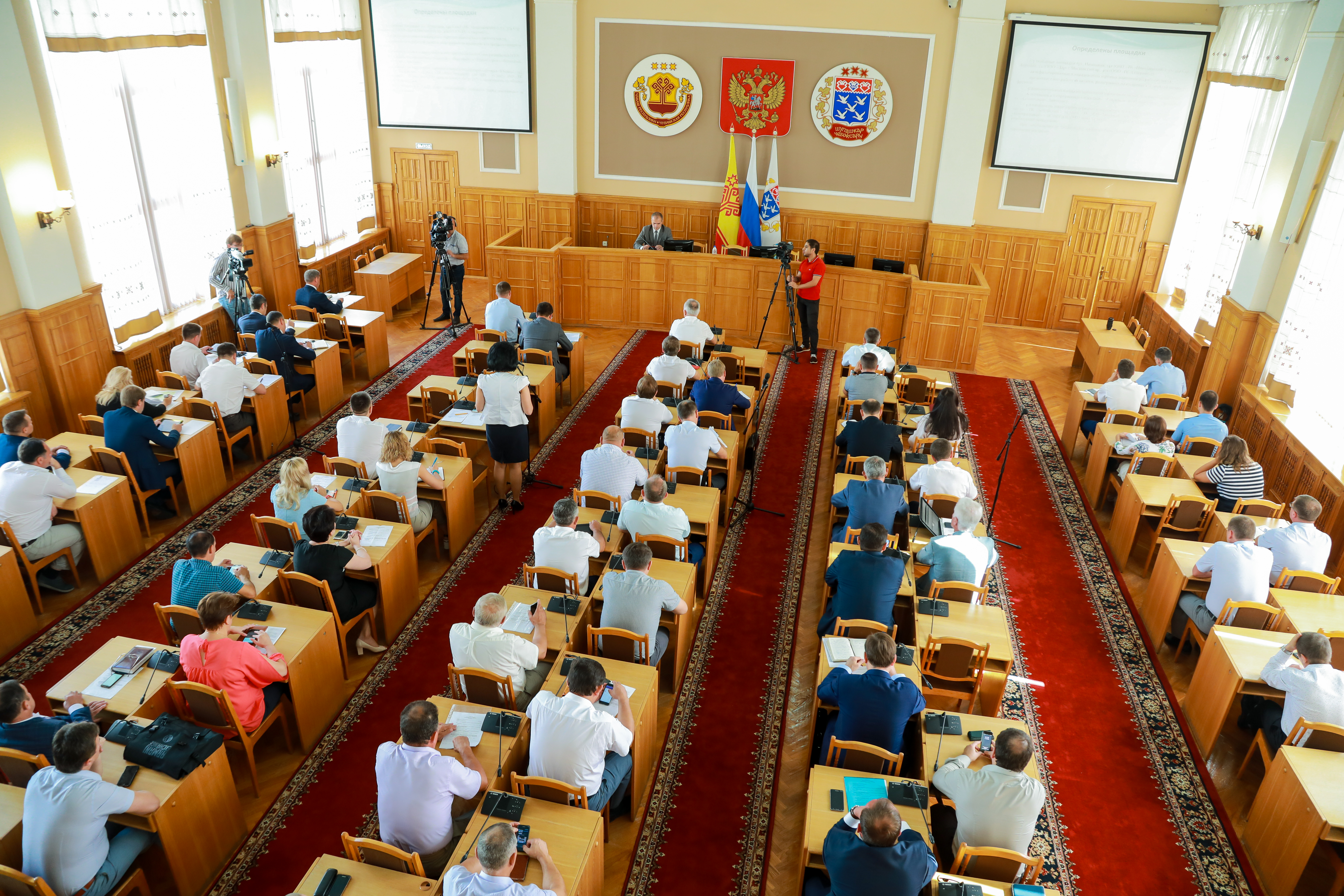 Собираемость средств на капремонт, сельхозярмарки, безопасность дорожного  движения обсудили на планерке в администрации Чебоксар | г. Чебоксары  Чувашской Республики