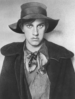 Владимир Маяковский в молодости