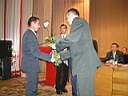 08 Министр сельского хозяйства ЧР М В Игнатьев вручает правительственные награды.jpg