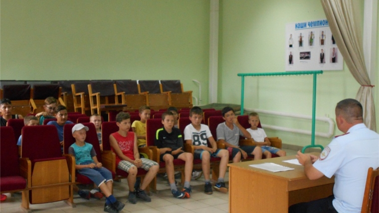 В д. Шумерля Шумерлинского района проведена профилактическая беседа с подростками