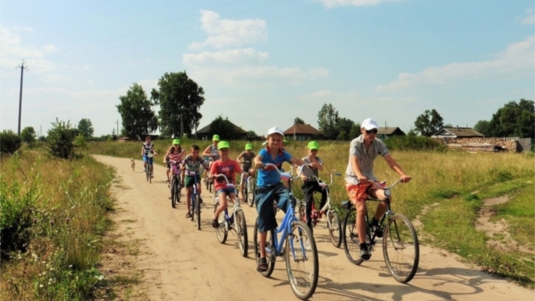 Жителей и гостей Шумерлинского района приглашают все сельские библиотеки на ежегодный традиционный велопробег «С книгой и фотоаппаратом по району»