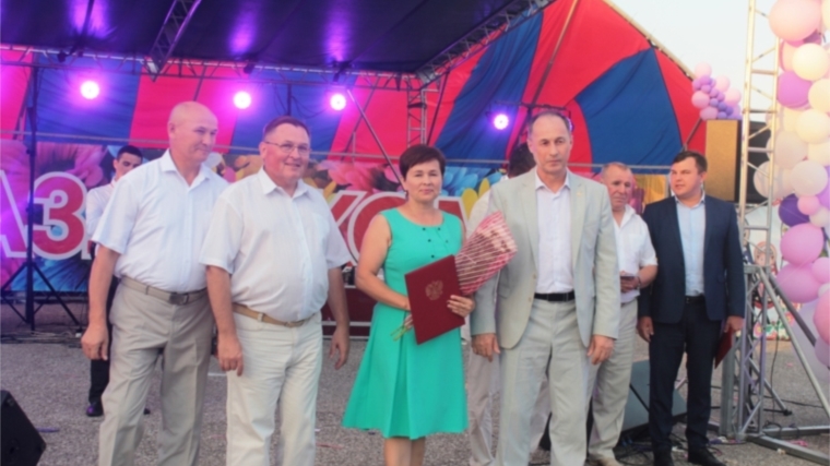 Министр Сергей Димитриев поздравил жителей г.Козловка с днём города
