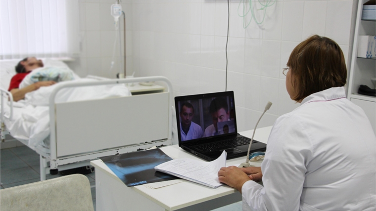 Врачи онкодиспансера консультируют специалистов в районах с помощью телемедицинских технологий