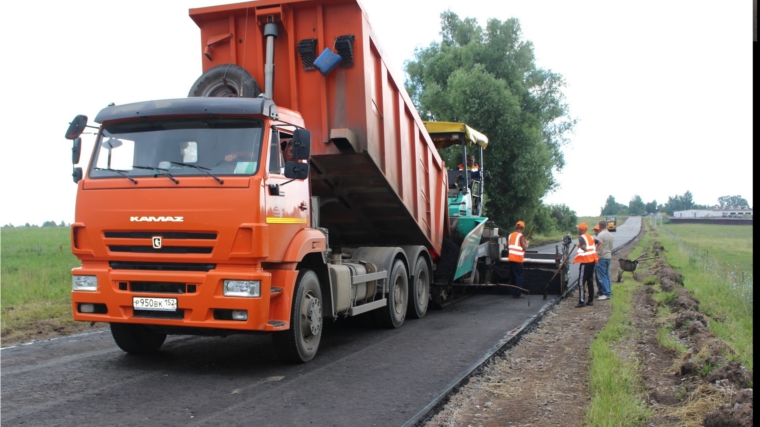 В Моргаушском районе в этом году в рамках программы «Безопасные и качественные дороги» отремонтировали 4 автомобильные дороги общей протяженностью почти 24 км: «спасибо государству за эту программу»
