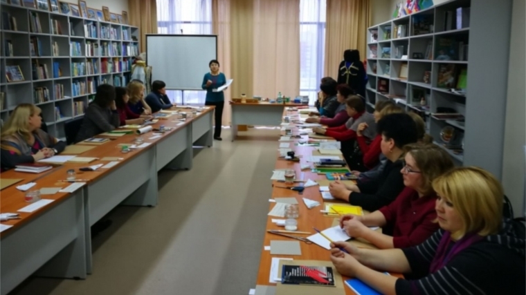 Библиотекари Моргаушского района приняли участие в мастер-классе «Современные методы консервации документов»