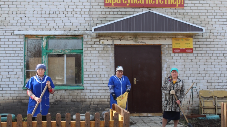 Субботник На территории Асановского СДК