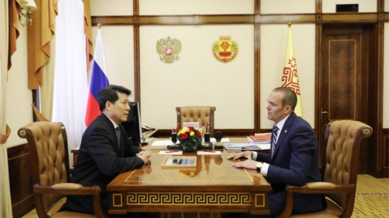 Глава Чувашии встретился с Чрезвычайным и Полномочным Послом КНР в России