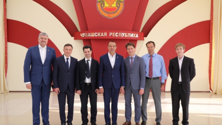 Глава Чувашской Республики встретился с ведущими специалистами в области ортопедии и травматологии из Германии