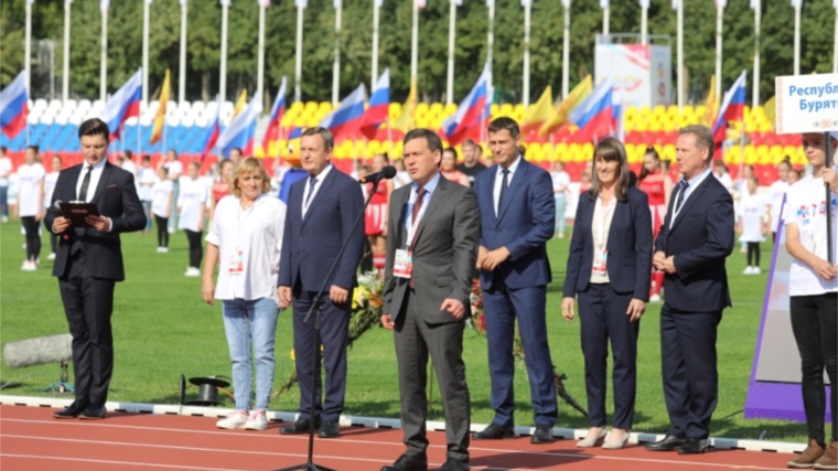 В Чебоксарах торжественно открылся юбилейный 100-й чемпионат России по легкой атлетике
