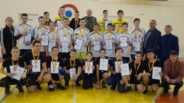 Муниципальный этап чемпионата «Школьной волейбольной лиги Чувашской Республики» среди юношей и девушек Урмарского района.