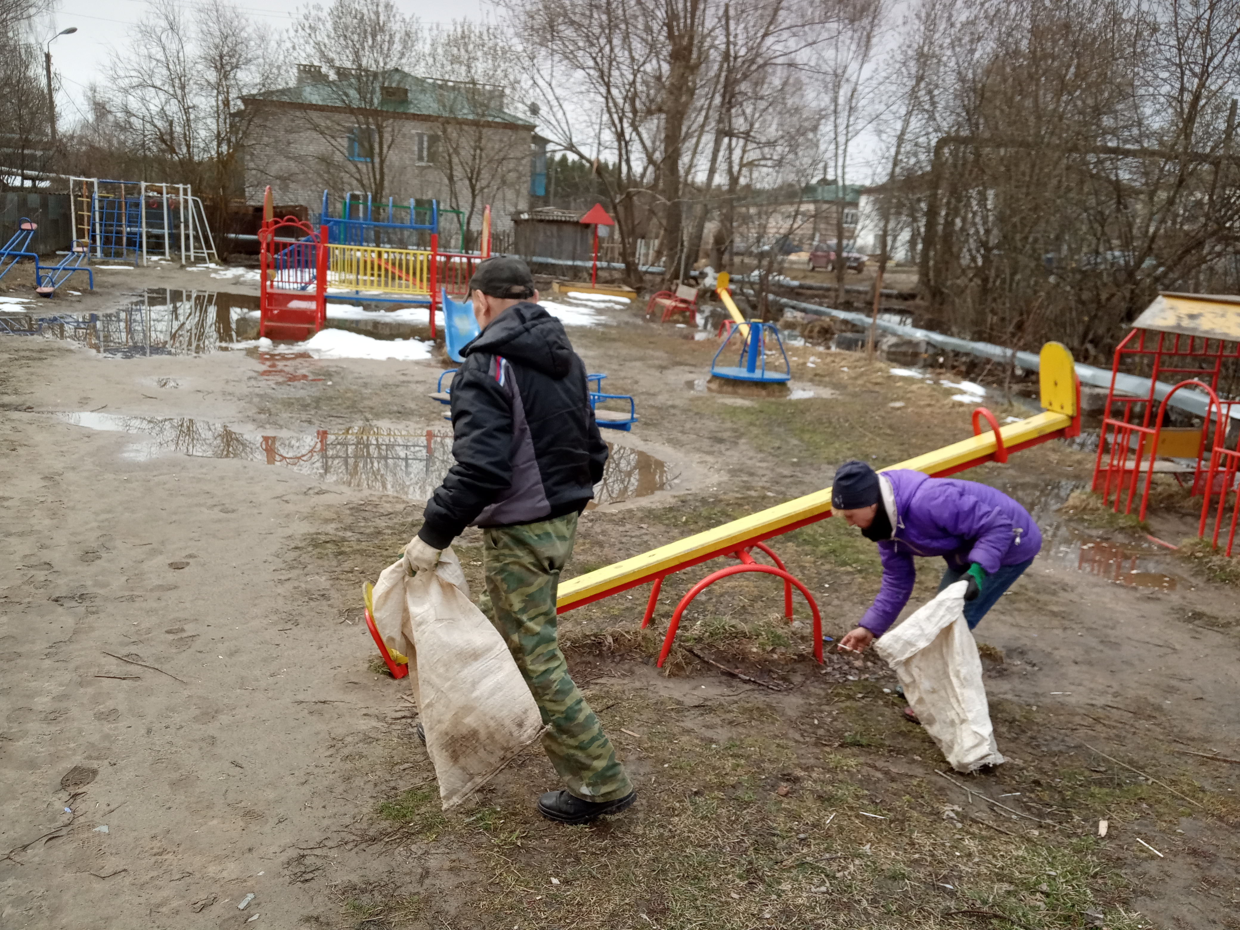 Площадку убирают