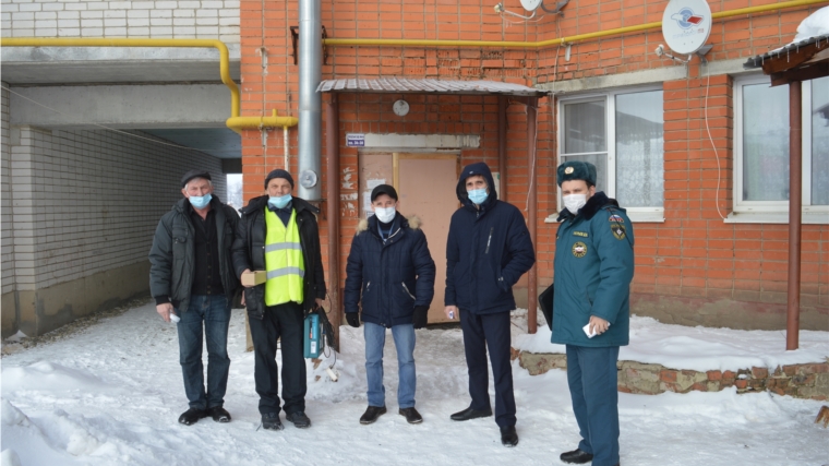 В Янтиковском районе началась работа по установке пожарных извещателей
