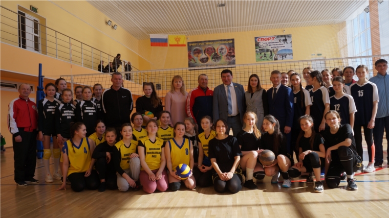 В Урмарском районе стартовал I республиканский этап чемпионата «Школьной волейбольной лиги Чувашской Республики»