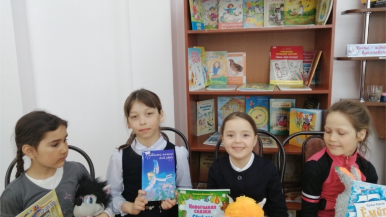 Единый день чтения произведений чувашских писателей в Ходарской сельской библиотеке