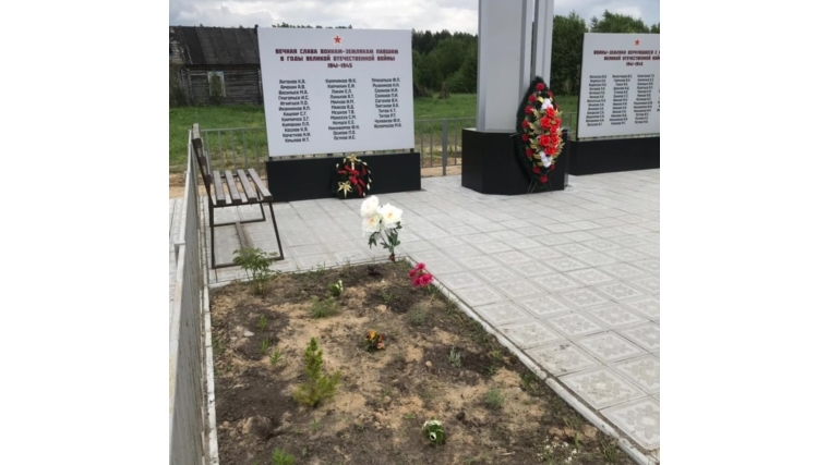 "Аллея памяти" в честь участников ВОВ в Краснооктябрьском сельском поселении