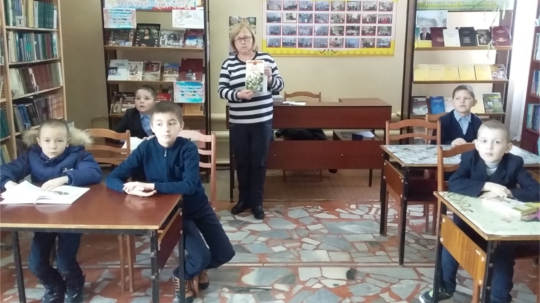 Урок памяти «Блокадный хлеб» в Тораевской сельской библиотеке