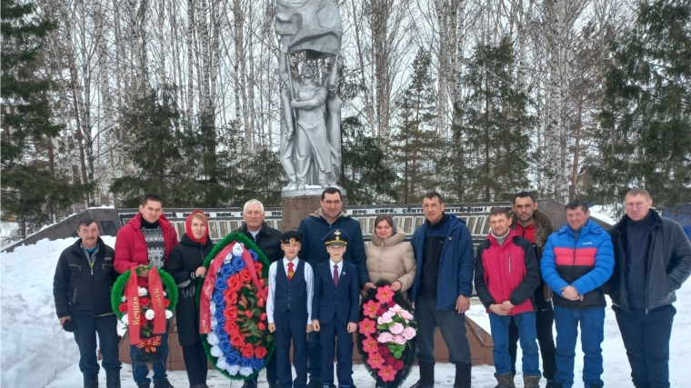 Село Лащ-Таяба: Защитник Отечества - звание гордое