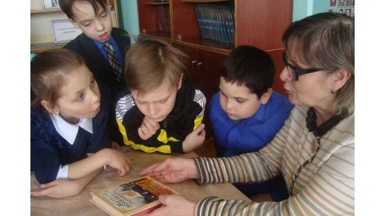 Единый православный день в Полевобуртасской сельской библиотеке