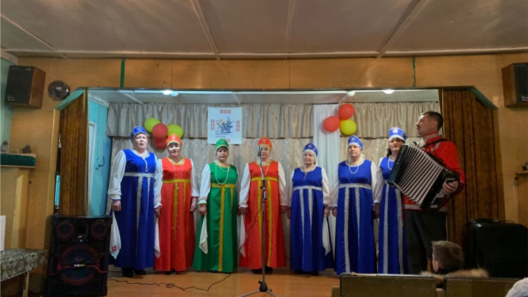 В Шибулатовском сельском клубе состоялся концерт художественной самодеятельности ансамбля «Шуçãм».
