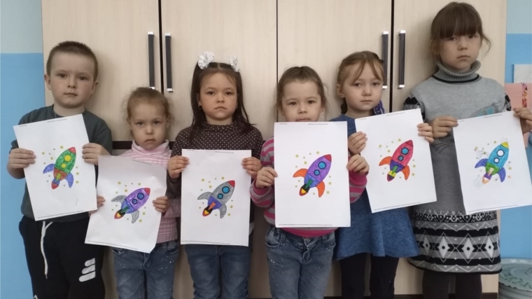 Старочелны-Сюрбеевский СДК: Конкурс рисунков «Я рисую космос»
