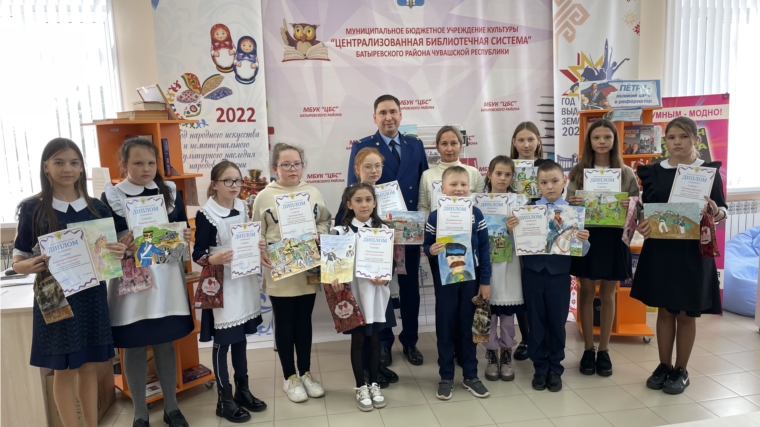 Прокуратурой Батыревского района организован конкурс детских рисунков, посвященный 210-ой годовщине Бородинского сражения
