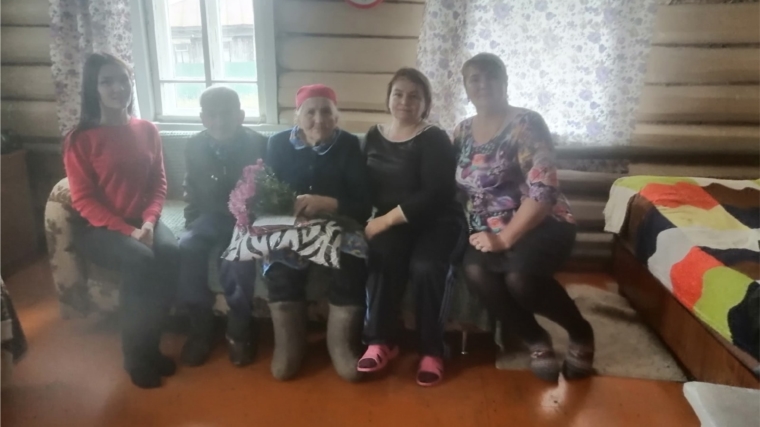 Жительница деревни Тури - Выла отметила 90 - летний юбилей.