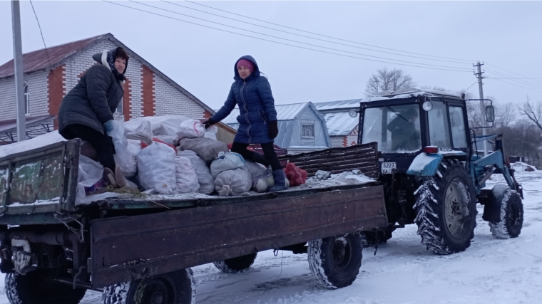 Жители Полевосундырского сельского поселения организовали сбор овощей для отправки в приграничную зону для наших бойцов