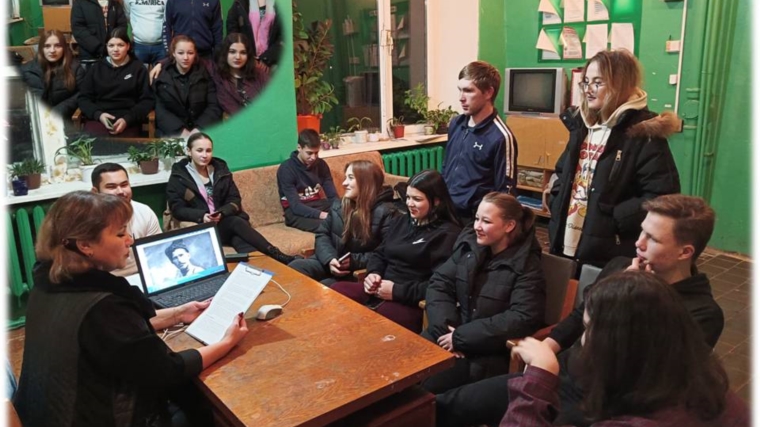 «В.И.Чапаев, что мы знаем о нем» - информационный час для молодёжи с просмотром документального фильма.