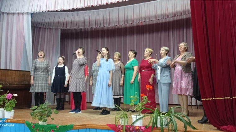 В Большечакинском СДК состоялся праздничный концерт ко Дню матери