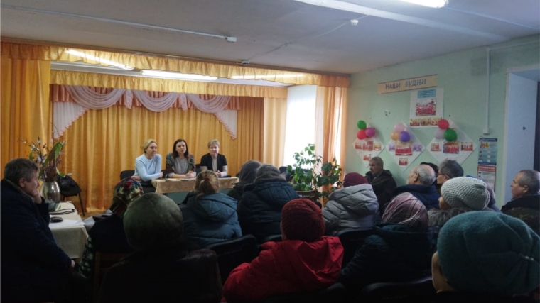 В Русско-Сорминском сельском клубе прошла встреча с населением