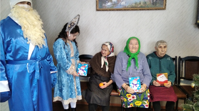 Активисты МБОУ «Алманчиковская ООШ» посетили отделение стационарного обслуживания граждан пожилого возраста и инвалидов в д. Кзыл-Чишма