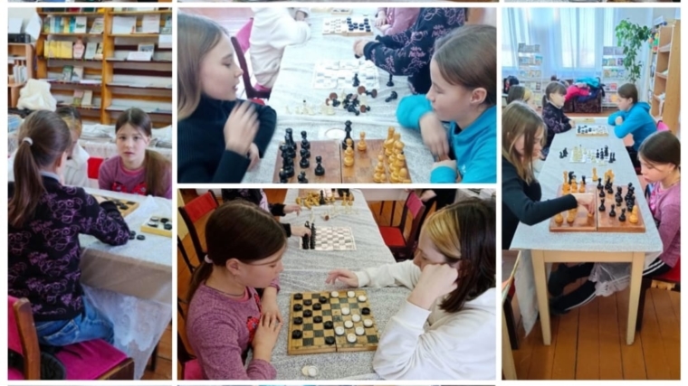 7 января Малобуяновский ЦСДК совместно с библиотекой для желающих провели турнир по шашкам и шахматам.