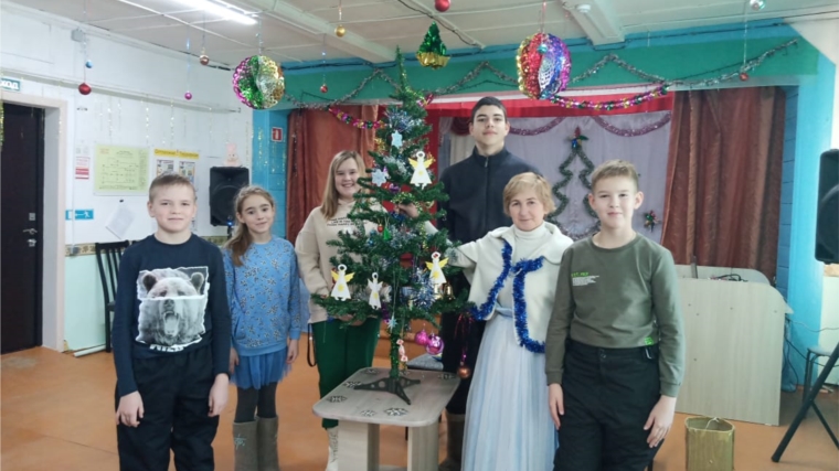 Развлекательная программа «Наступает волшебство - чудный праздник Рождество» в Мало – Бишевском СК