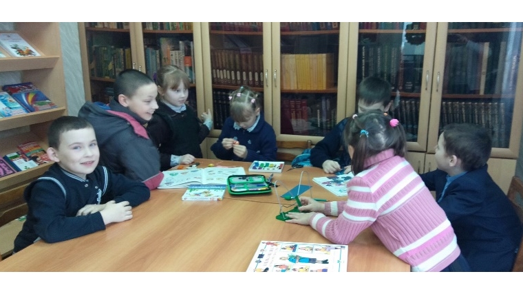 В Большевыльской сельской библиотеке провели час толерантности «Поляна дружбы».